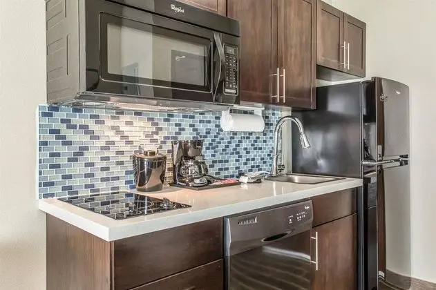 MainStay Suites
