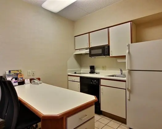 MainStay Suites