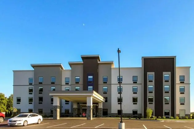 MAINSTAY SUITES NEWBERRY CRANE