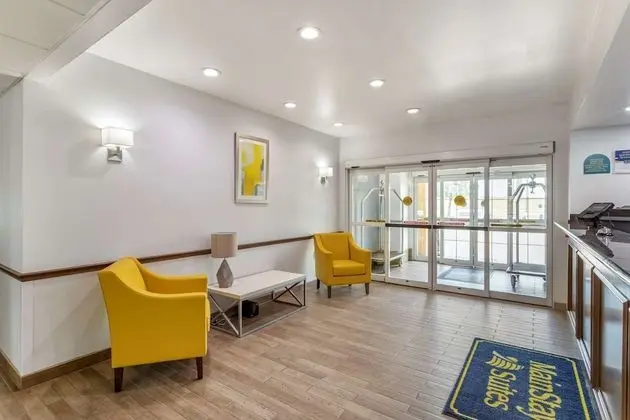 MainStay Suites Port Arthur - Beaumont South - Lobi