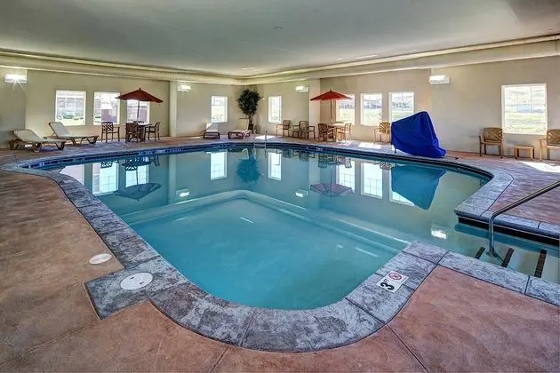 Mainstay Suites Rapid City - Havuz