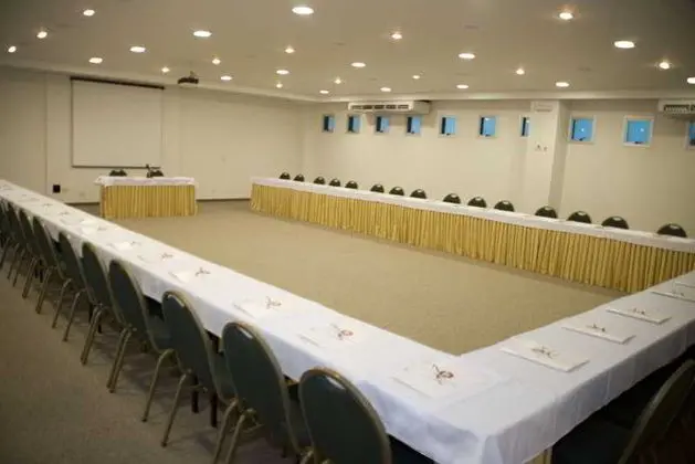 Maione Hotel