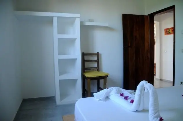 Maisha Marefu Apartments - Oda