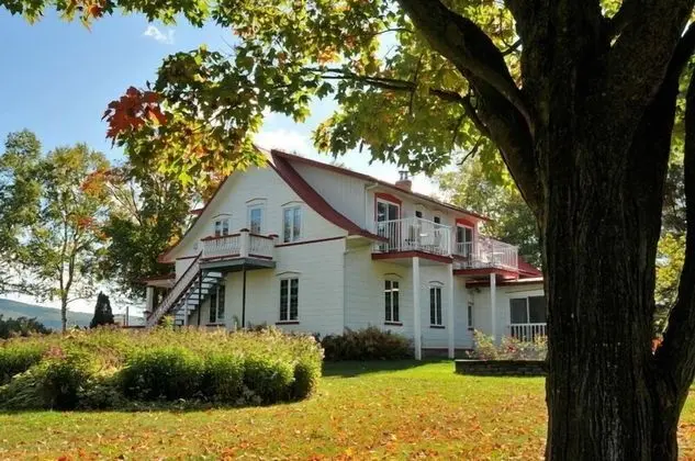Maison Ancestrale Simard 1852