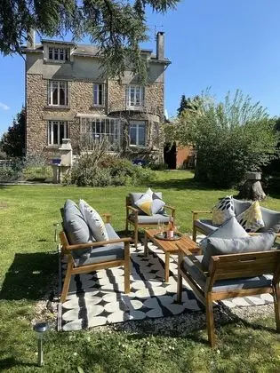 Maison De Montgibaud