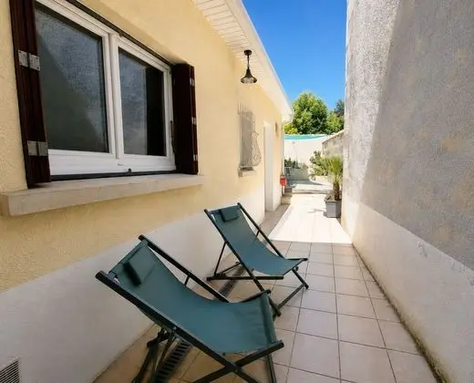Maison de Ville Confortable Avec Cour Intérieure - Dış Mekan