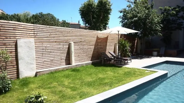 Maison d'hôtes La Domitia - Havuz