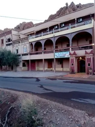 Maison d'Hôtes La Vallée des Figues - Dış Mekan