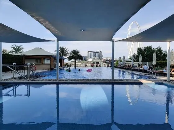 Maison Privee Al Bateen - Havuz