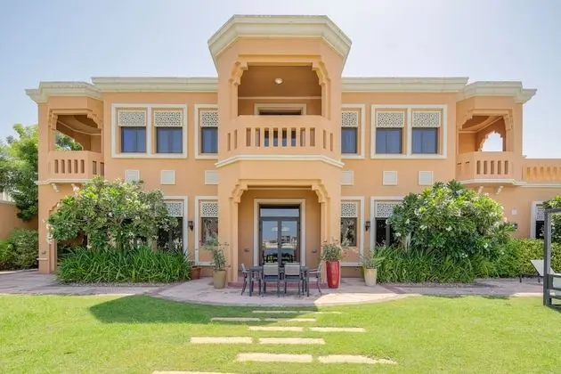 Maison Privee - Frond Villa F