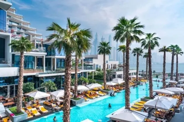 Maison Privee - Luxury Sea View Apt in FIVE Resort on The Palm - Havuz
