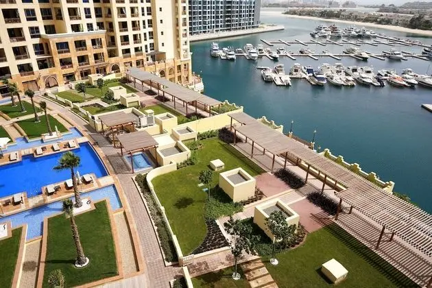 Maison Privee - Modern and Airy 2BR in Palm Jumeirah
