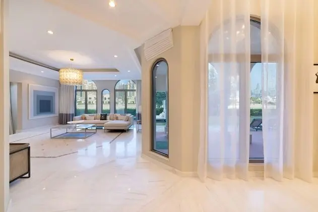 Maison Privee Private Pool and Beach Access Villa w/ Cinematic Vws - Lobi