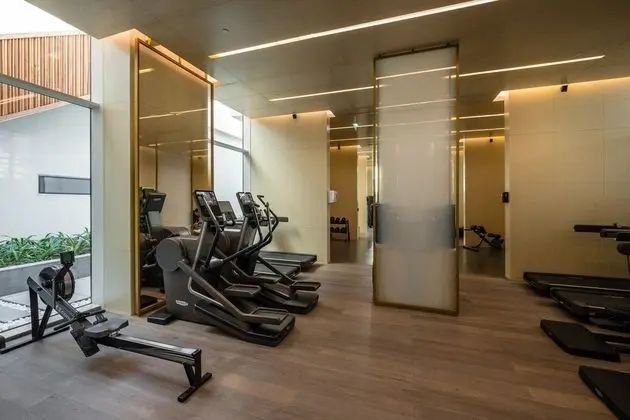 Maison Privee - SeaView Apt at FIVE Palm - Fitness