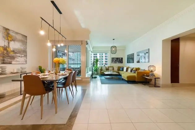 Maison Privee - Stunning Waterfront Apt w/ Marina View nxt to Beach - İç Mekan