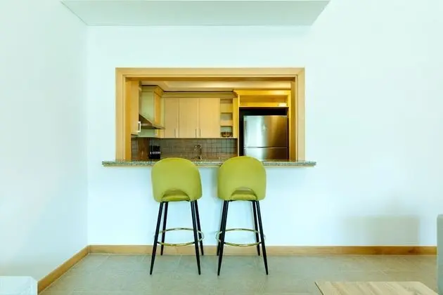 Maison Privee - Stylish Apt with Large Patio close to the Beach - Mutfak