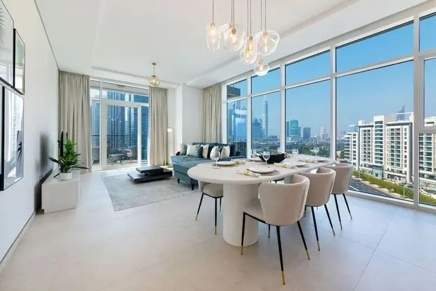 Maison Privee - Tranquil Apt w/ Mesmerizing Views Cls to Marina