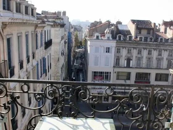 Maison Saint Louis Vieux Port