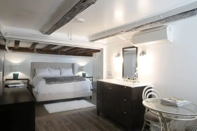 Maison Vivienne Southampton - Oda