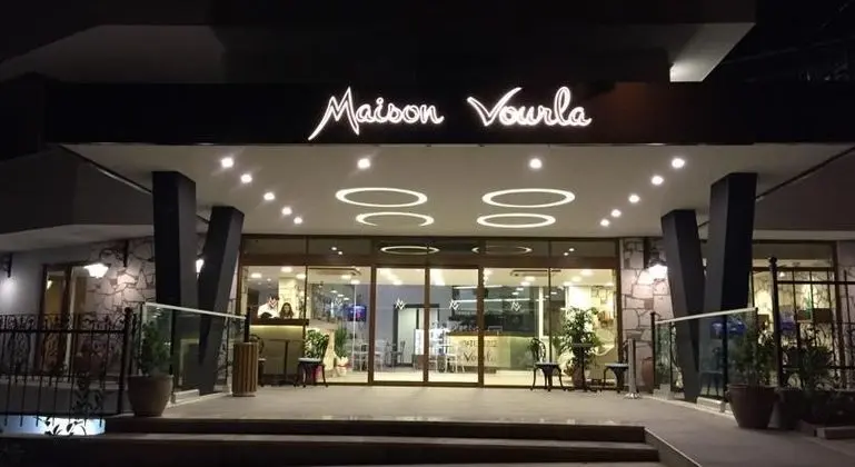Maison Vourla Hotel - Gece Görünümü