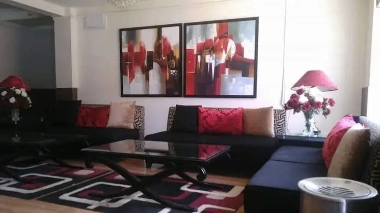 Maisonette Hotels & Resorts Naran - Lobi