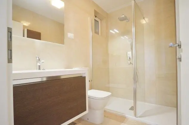 Maja in Rovinj With 2 Bedrooms and 1 Bathrooms - Oda
