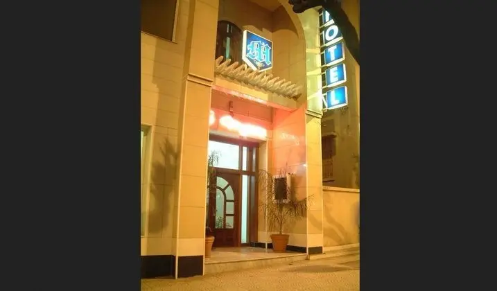 Hotel Majestic - 1