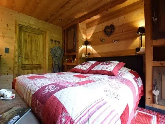 Majestic Chalet in Arville With Bubble Bath - Oda