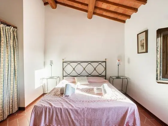 Majestic Farmhouse in San Casciano Val di Pesa With Barbecue - Oda