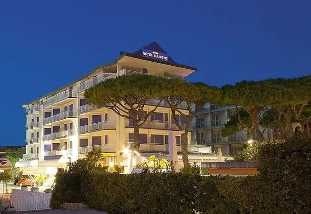 Hotel Majestic