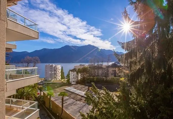 Majestic Lake View