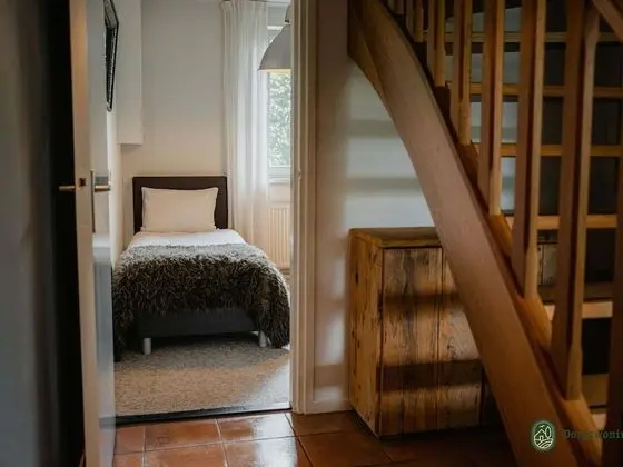 Majestic, Large Holiday Home near Leende Located Between Meadows & Forests - Oda