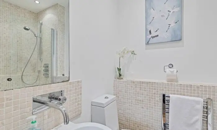 Majestic Mews Apartment Super Central Sleeps 2 to 8 Guests Free Wifi - Oda