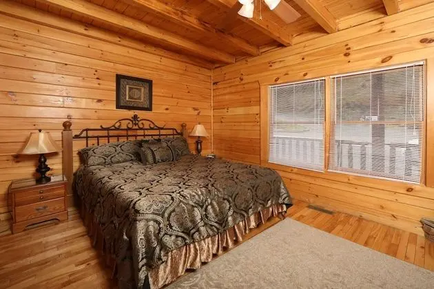 Majestic Mountain Pool Lodge - Seven Bedroom Cabin - Oda