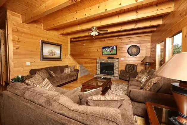 Majestic Mountain Pool Lodge - Seven Bedroom Cabin - Oda Düzeni