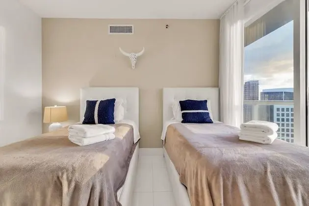 Majestic PH in Brickell-Top Amenities - Oda