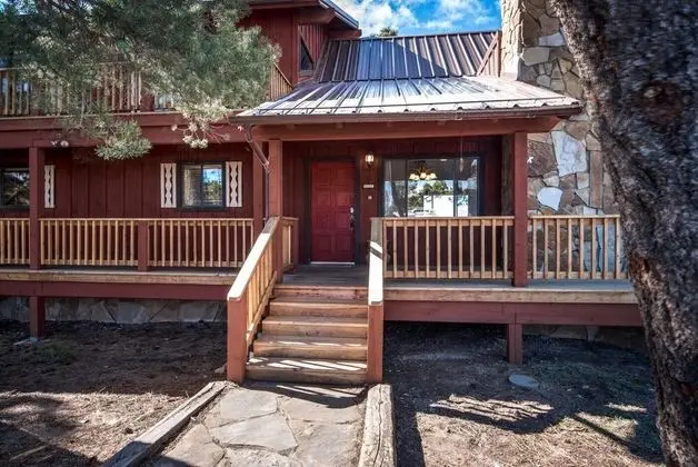 Majestic Retreat