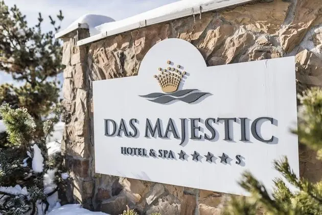 Majestic Hotel & Spa - Dış Mekan