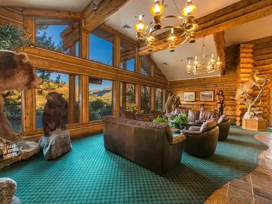 Majestic View Lodge - Lobi