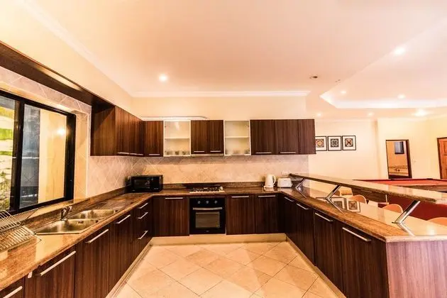 Majestice Pool Villa 4 Bedrooms - Mutfak