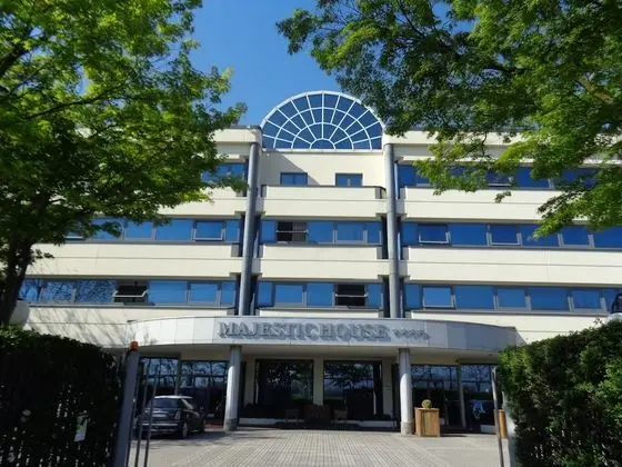 MajesticHouse Conference & Restaurant