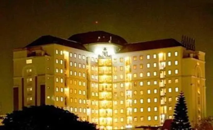 the Majesty Hotel And Apartment Bandung