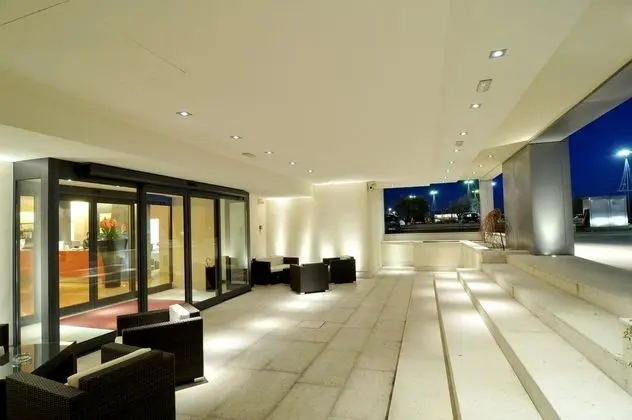 Major Hotel - 1