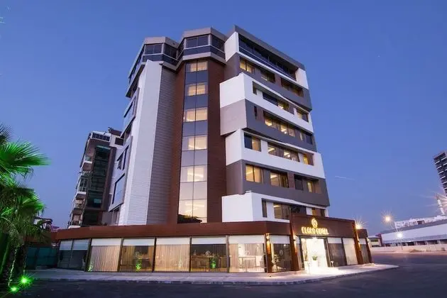 Majura Hotel