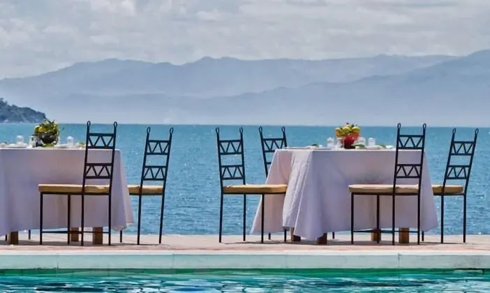 The Makokola Retreat