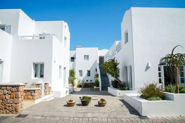 Makris Beach Hotel