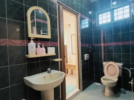 Malacca Town Tranquerah Cluster Home - Banyo Tipleri