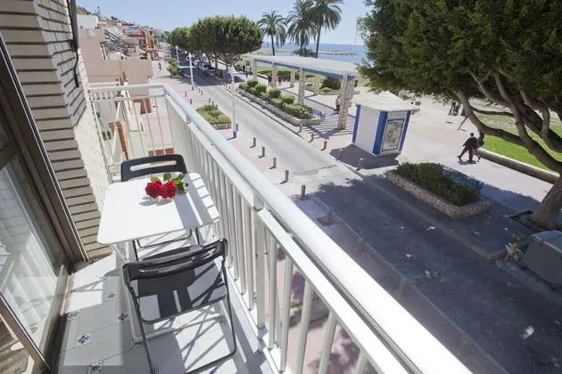 Malaga 101679 3 Bedroom Apartment By Mo Rentals