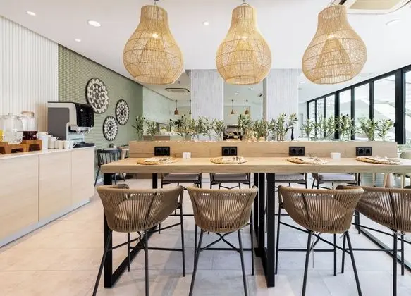 Malaga Alameda Centro Affiliated by Meliá - Öne Çıkan Resim