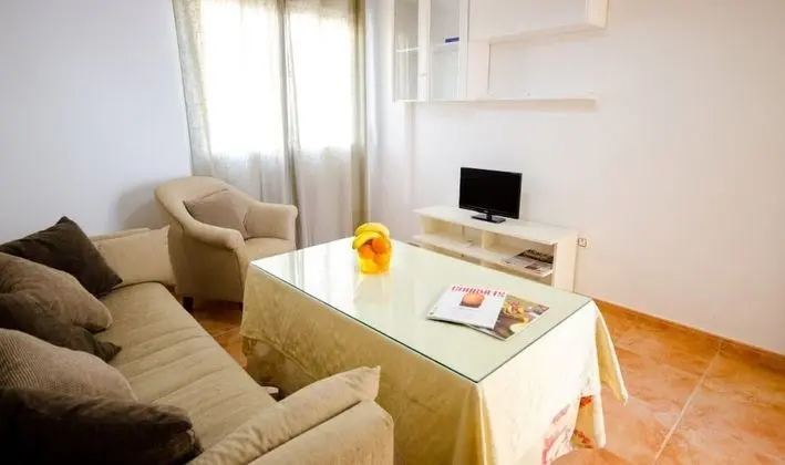 Málaga Living Apartments - Oda Düzeni